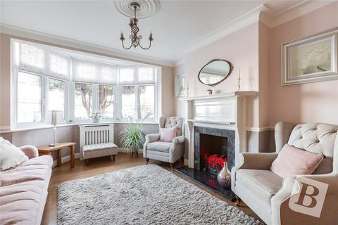 28 Havering Drive, Romford, RM1 4BH