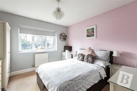28 Havering Drive, Romford, RM1 4BH