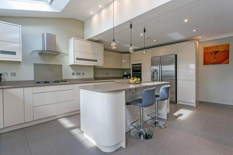 19 Cranbrook Drive, Maidenhead, SL6 6SA