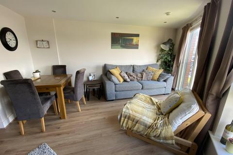 2 bedroom flat to rent, Armouries Way, Leeds, UK, LS10