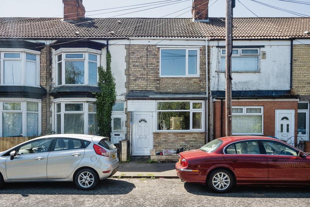 2 Bedroom Mid Terrace House   For Sale by Auction