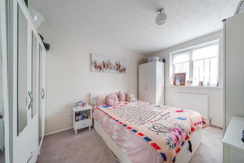 2 bedroom flat for sale, Watford,  Hertfordshire,  WD18