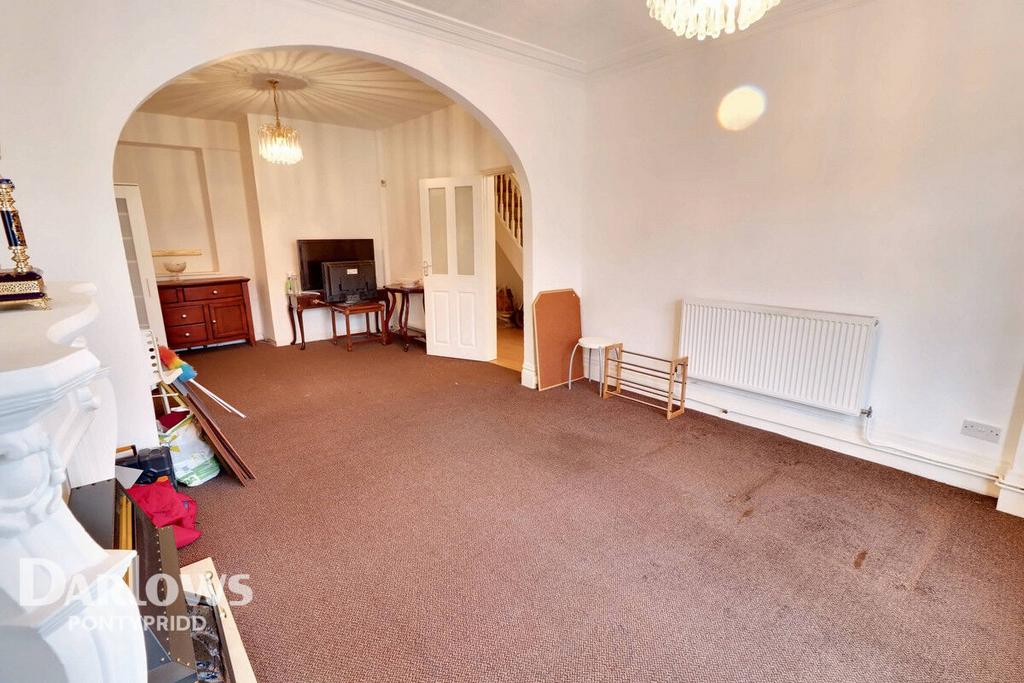 The Parade, Pontypridd 3 bed semidetached house for sale £230,000