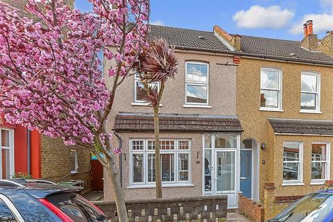 21 Strathearn Road, Sutton, SM1 2RS