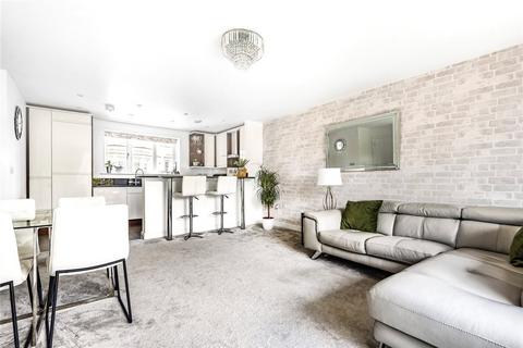 28 Jepson Drive, Stone, Dartford, DA2 6FR