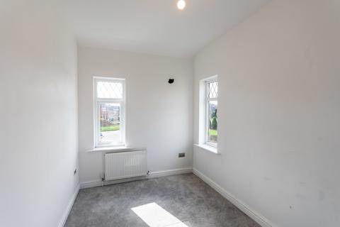 91 Bawtry Road, Harworth, Doncaster, DN11 8NT
