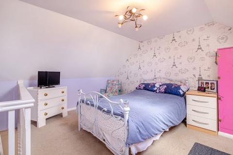 6 Brook Close, Northleach, Cheltenham, GL54 3PE