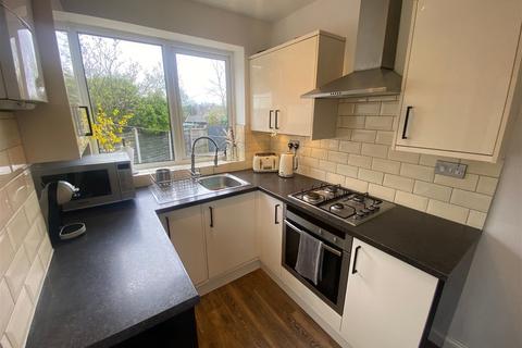 3 bedroom semi-detached house for sale, Kings Road, Chadderton