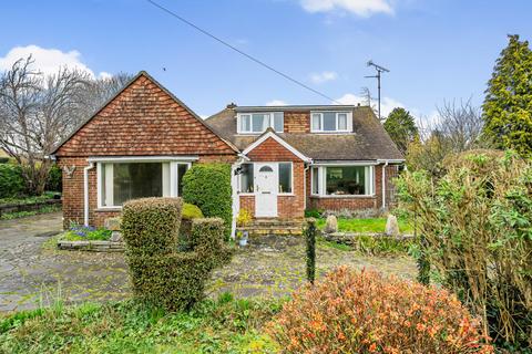 Mistral Hackwood Lane, Cliddesden, Basingstoke, RG25 2NH