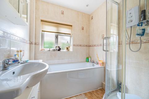 Mistral Hackwood Lane, Cliddesden, Basingstoke, RG25 2NH