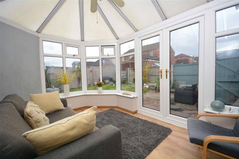 3 bedroom semi-detached house for sale, Castlefields, Rothwell, Leeds, West Yorkshire