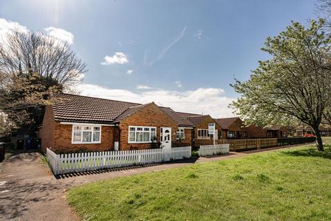 3 bedroom detached bungalow for sale, Wear Road, Bicester OX26