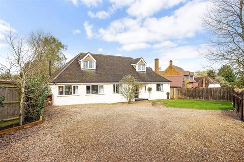 4 bedroom detached house for sale, Middleton Cheney, Banbury