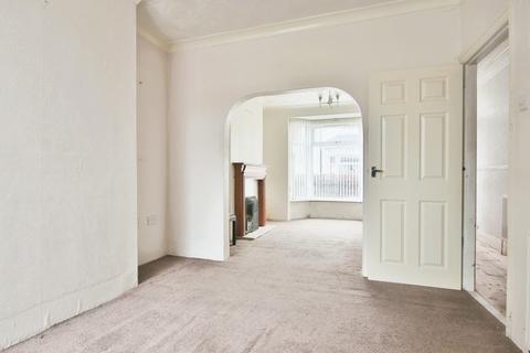 2 bedroom terraced house for sale, Matlock Villas, Estcourt Street, Hull, HU9 2SE