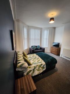 1 bedroom in a house share to rent, Morecroft Road, Birkenhead CH42