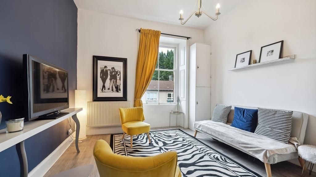 Old Castle Road, Flat 1/2, Cathcart... 1 bed flat for sale £89,000