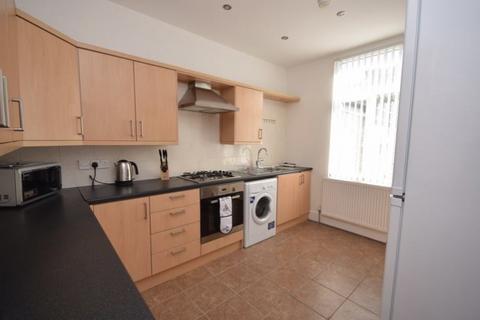 1 bedroom in a house share to rent, Clifton Road, Birkenhead CH41