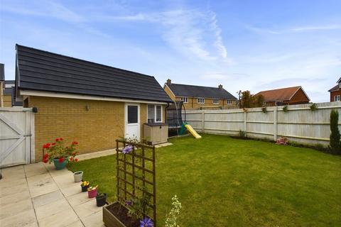 7 Spring Drive, Longwick, Princes Risborough, HP27 9FG