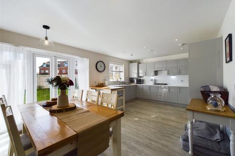 7 Spring Drive, Longwick, Princes Risborough, HP27 9FG