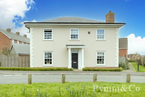 4 bedroom detached house for sale, Minnow Way, Norwich NR14