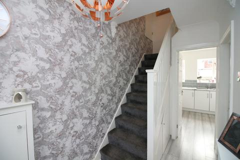 18 Fernleigh Close, Bispham, Blackpool, FY2 0HS