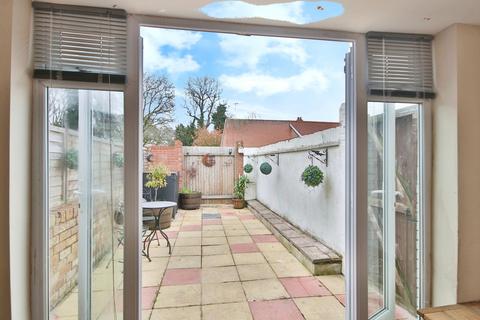 1 bedroom end of terrace house for sale, Chapel Street, Goxhill, Barrow-Upon-Humber, Lincolnshire, DN19 7JJ