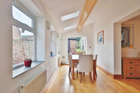 undefined, Holydyke, Barton-Upon-Humber, DN18 5PS