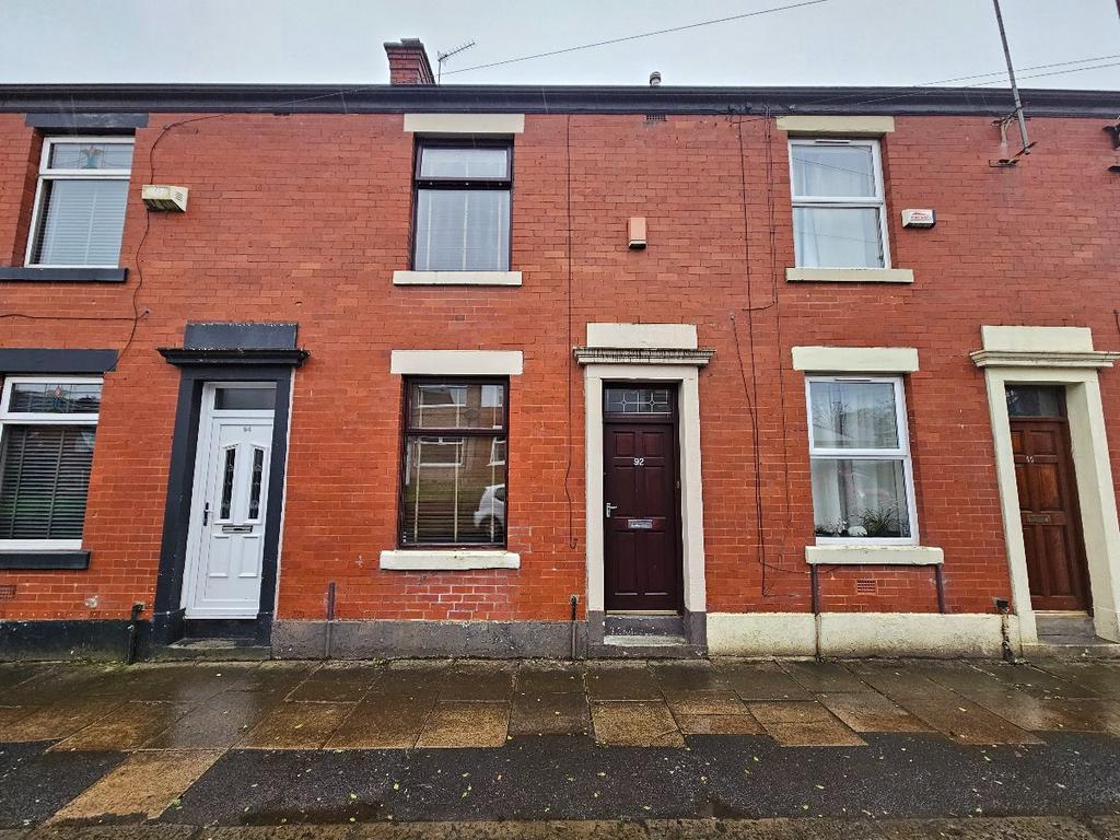 Ada Street, Rochdale 2 bed terraced house £795 pcm (£183 pw)