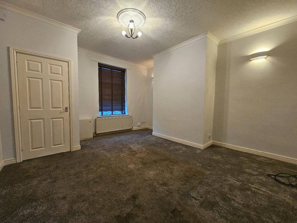 Ada Street, Rochdale 2 bed terraced house £795 pcm (£183 pw)