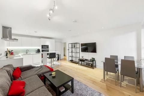 2 bedroom terraced house to rent, 4 The Lanchesters, 162-166 Fulham Palace Road, London, W6