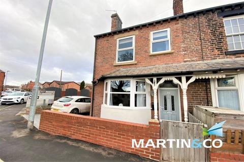 2 bedroom end of terrace house for sale, Potovens Lane, Wakefield WF3