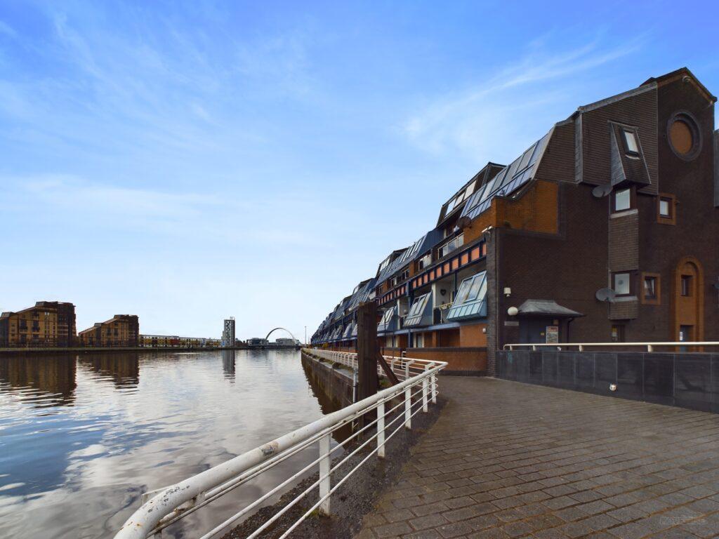 Lancefield Quay, Glasgow G3 1 bed flat for sale £170,000