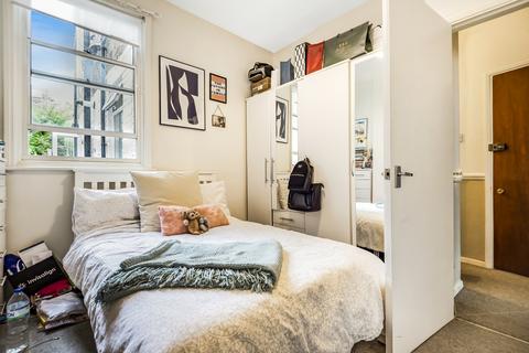 2 bedroom apartment to rent, Berber Road London SW11