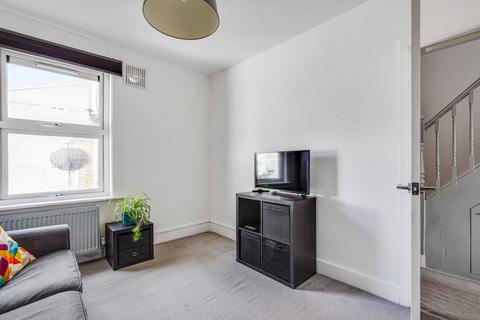 2 bedroom flat to rent, Cobbold Road, London NW10