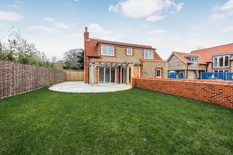 2 bedroom detached house for sale, Luxury Home in Thornham