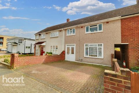 20 Briar Road, Romford, RM3 8AH