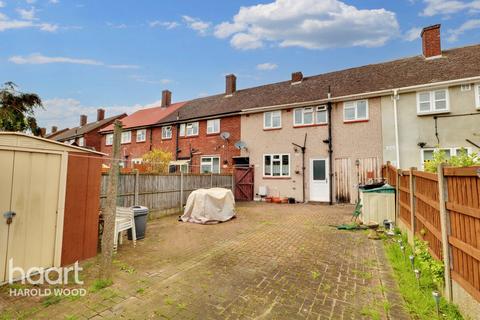 20 Briar Road, Romford, RM3 8AH