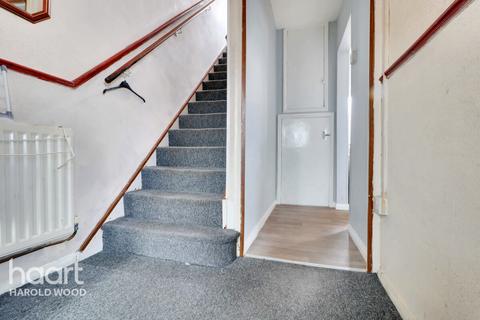 20 Briar Road, Romford, RM3 8AH