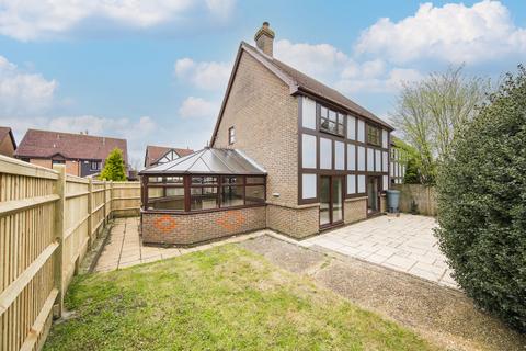 4 bedroom detached house for sale, Court Meadow Close, Rotherfield