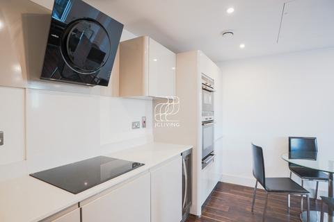 2 bedroom flat to rent, Altitude Point, 71 Alie Street, Aldgate, London E1