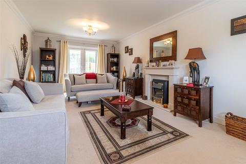 4 bedroom detached house for sale, Okus Road, Swindon SN1