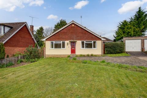 2 bedroom detached bungalow for sale, Highlea Avenue, Flackwell Heath, HP10