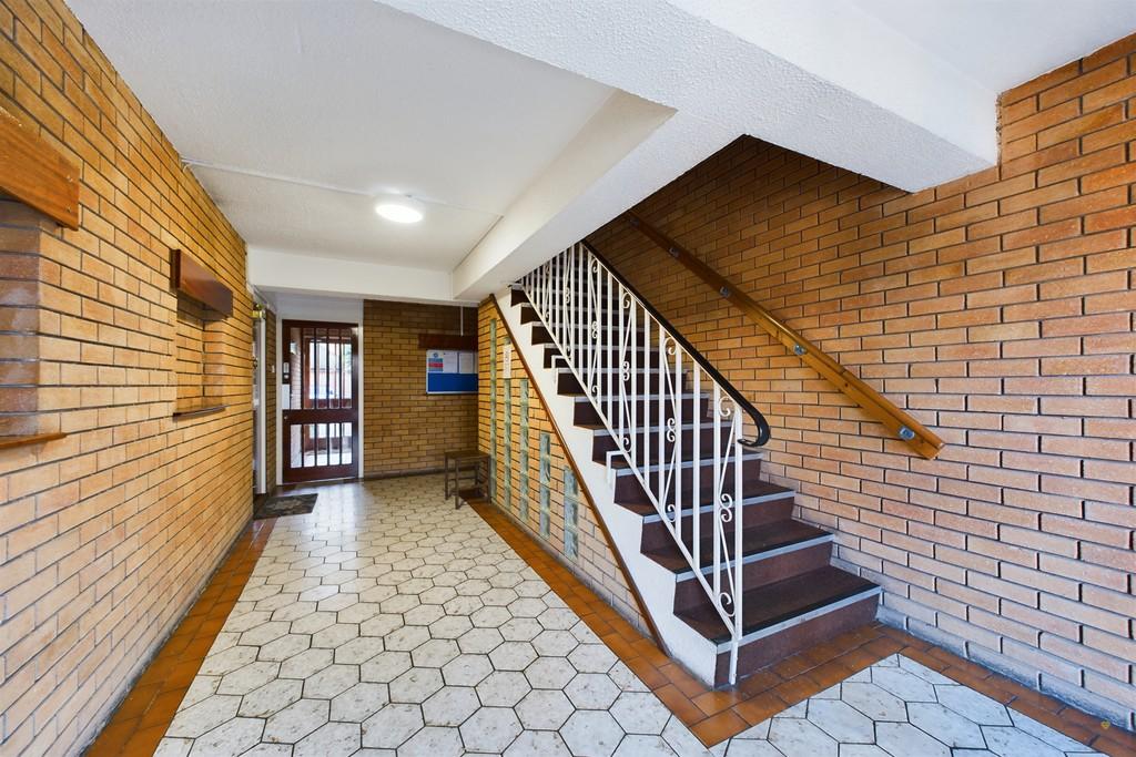 Swan Mews, Swan Road, Lichfield 1 bed apartment for sale £120,000