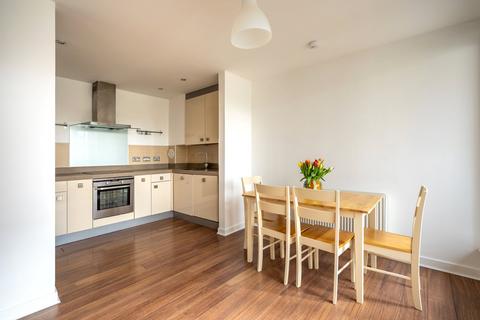 2 bedroom apartment to rent, Kimmerghame Drive, Edinburgh, Midlothian
