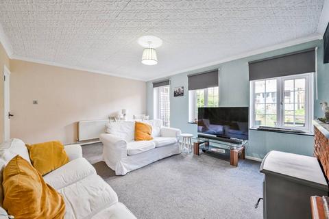 54 Wisteria Road, London, SE13 5HN