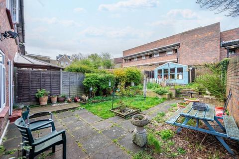 54 Wisteria Road, London, SE13 5HN