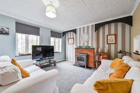 54 Wisteria Road, London, SE13 5HN