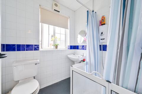 54 Wisteria Road, London, SE13 5HN