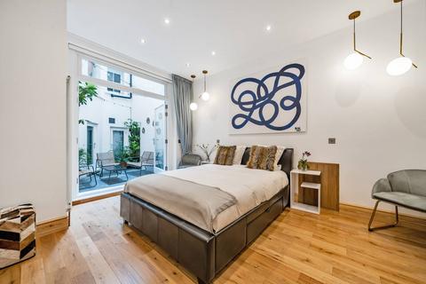 5 bedroom flat for sale, Barkston Gardens, South Kensington, London, SW5