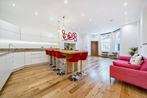 5 bedroom flat for sale, Barkston Gardens, South Kensington, London, SW5